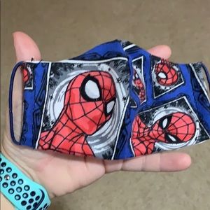 Spider-Man face mask for ages up to 4.